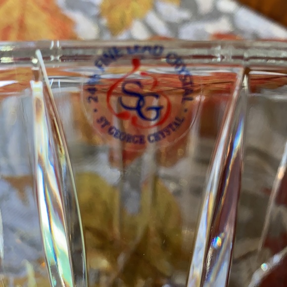 Beautiful 24%Fine Lead St. George Crystal 11” oval bowl - Picture 4 of 6